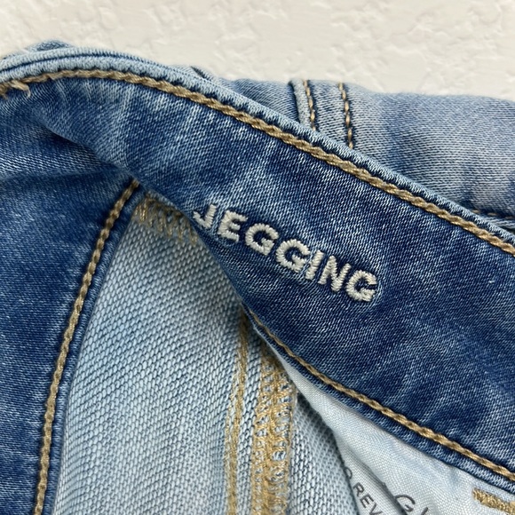 American Eagle Next Level Stretch Jegging Denim Distressed Size 00 Preowned - Picture 7 of 12